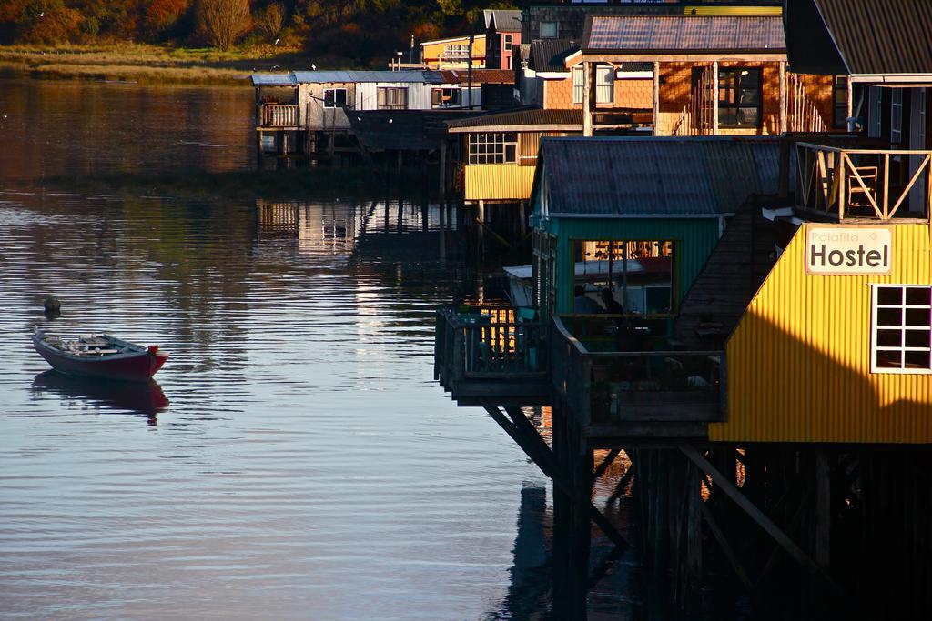 Palafito Hostel Chiloe Castro Exterior foto